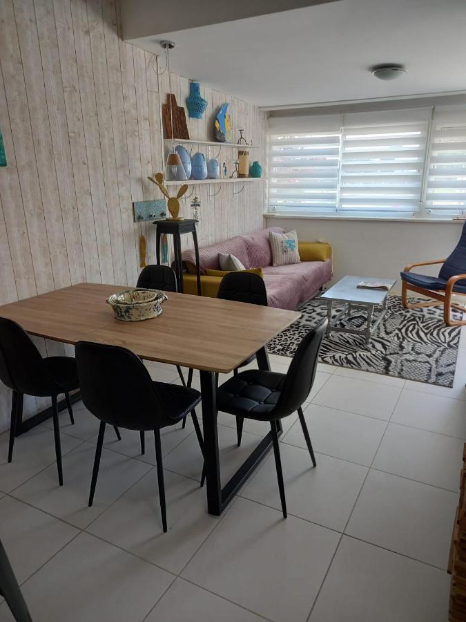 Monleon A 10 Minutos De La Playa 2 Parking Gratuito Roses